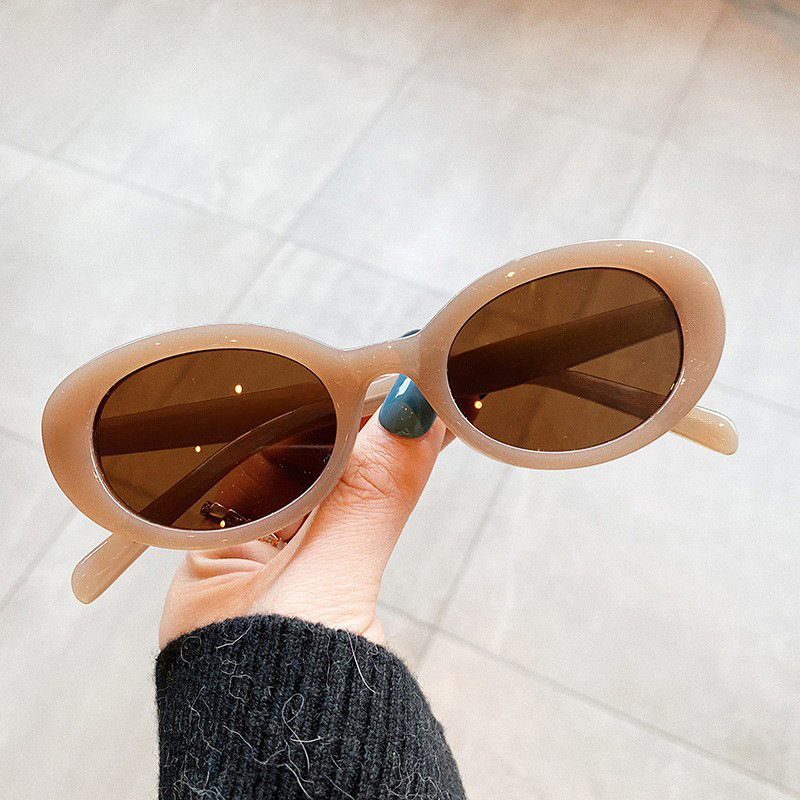 Occhiali da Sole Ovali Vintage - Designer Sunglasses recensione e prezzo